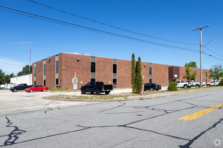 100 Gay St, Manchester, NH à louer - Photo du bâtiment - Image 2 de 4