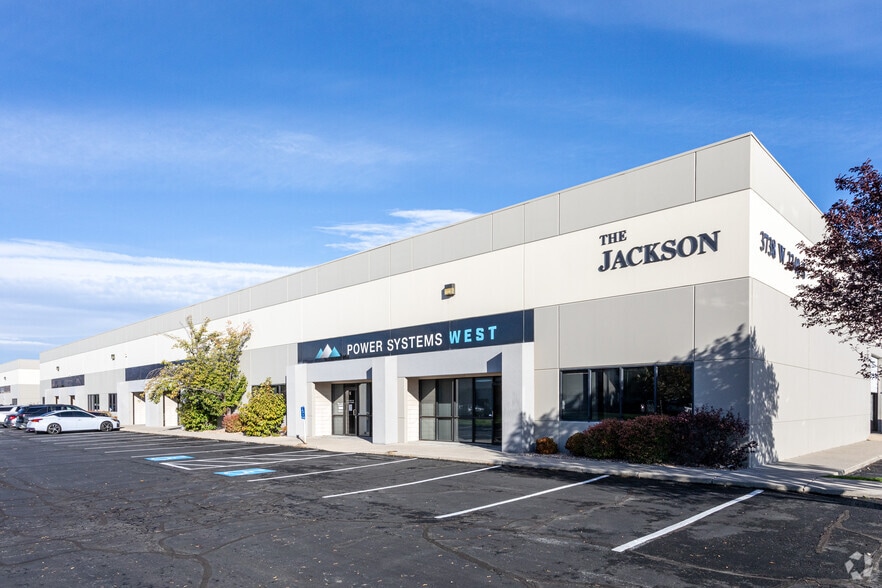 3738 W 2340 S, Salt Lake City, UT for lease - Primary Photo - Image 1 of 4