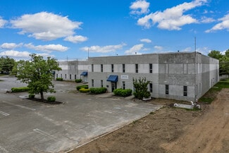 Plus de détails pour 17 Edgeboro Rd, East Brunswick, NJ - Industriel à louer