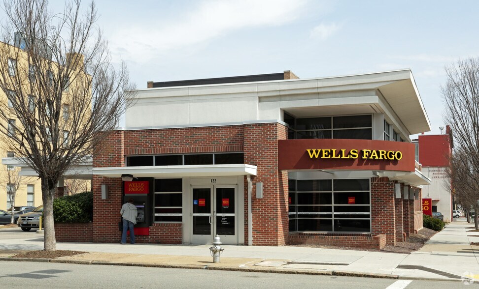 122 E Grace St, Richmond, VA for lease - Building Photo - Image 2 of 4