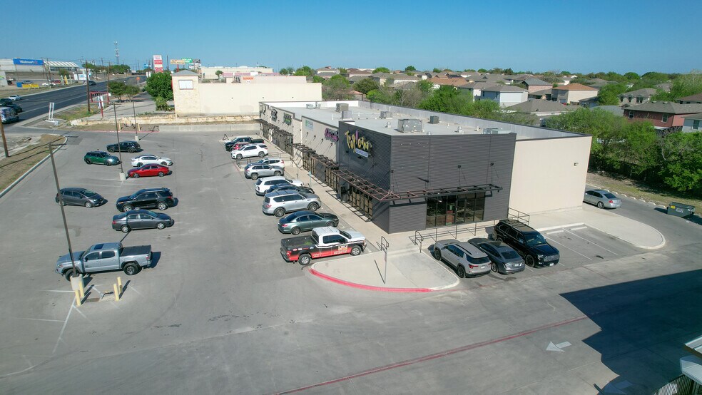 8190-8214 FM 78, Converse, TX à vendre - Photo du bâtiment - Image 3 de 48