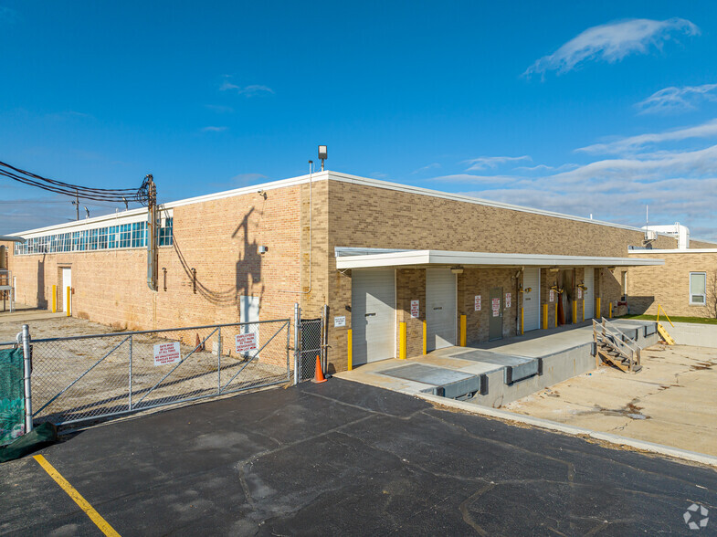 7300 S Central Ave, Bedford Park, IL for sale - Building Photo - Image 1 of 1