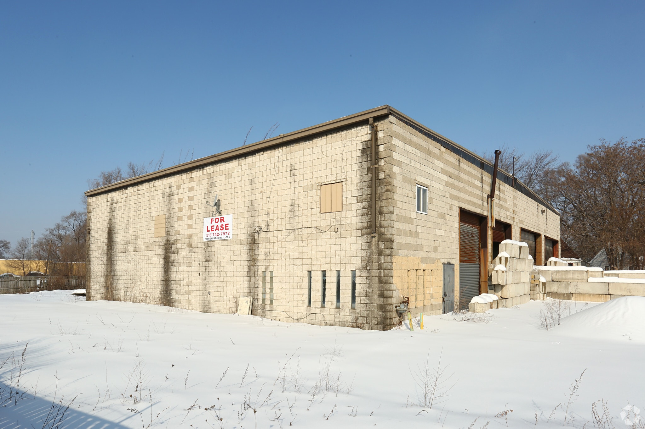 2437 S Schaefer Hwy, Detroit, MI for lease Primary Photo- Image 1 of 5