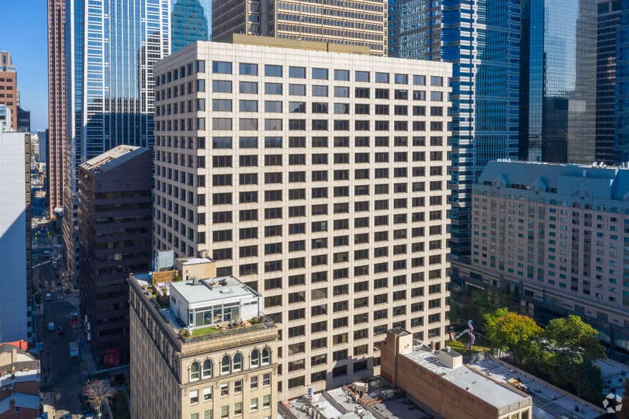 30 S 17th St, Philadelphia, PA à louer - Photo du bâtiment - Image 2 de 19