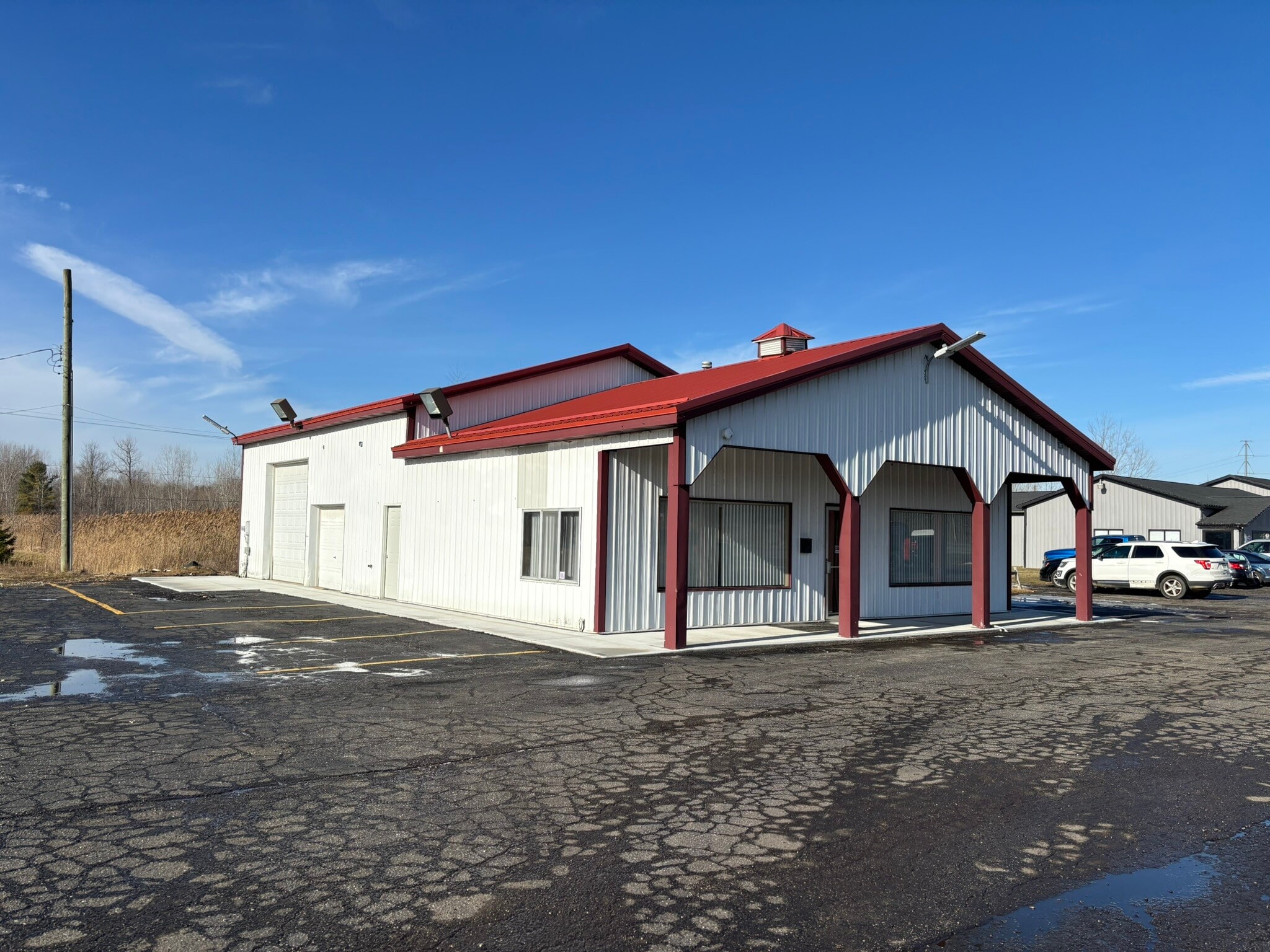 1947 N Lapeer Rd, Lapeer, MI for lease Primary Photo- Image 1 of 17