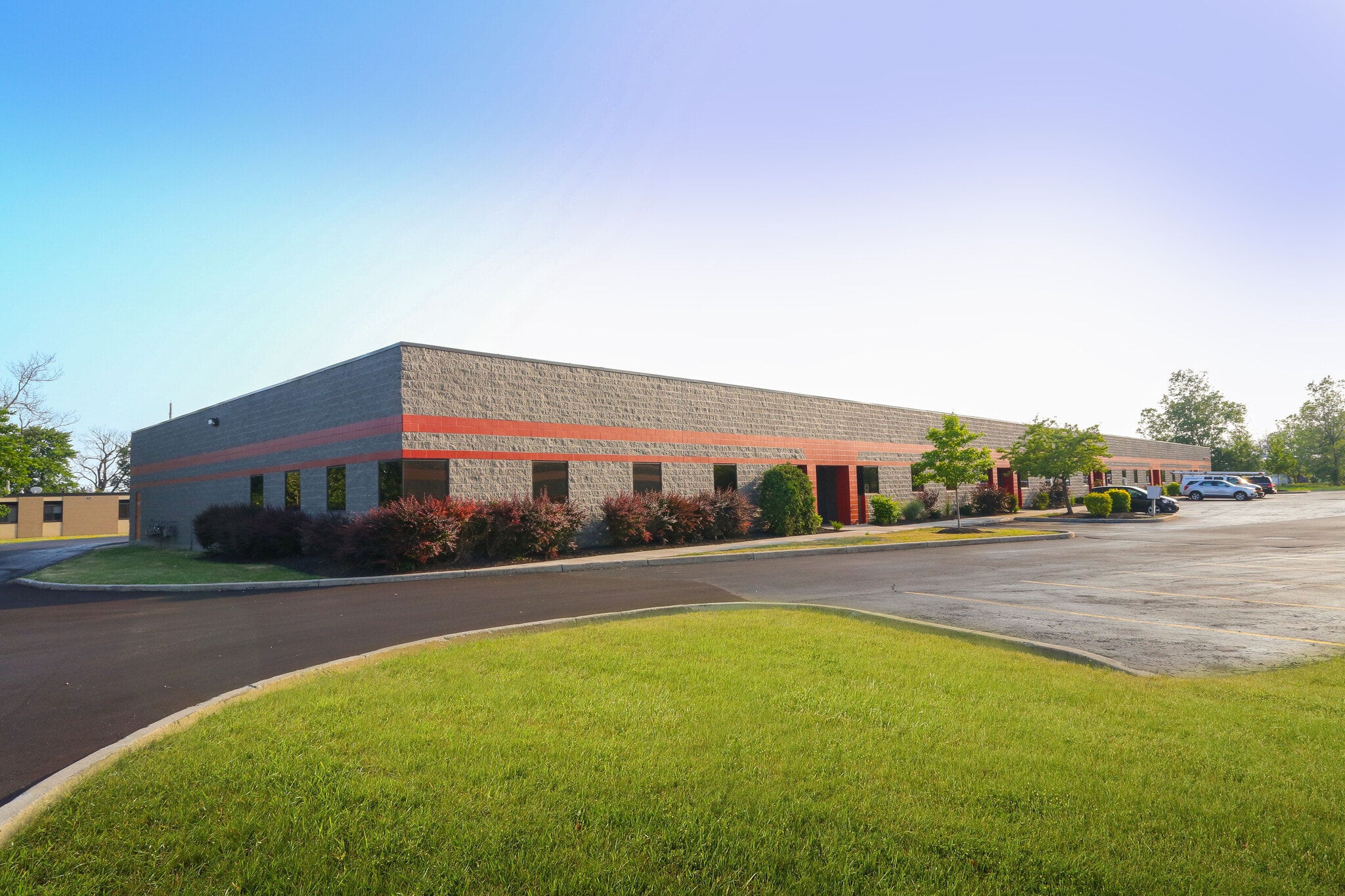 181 Cooper Ave, Tonawanda, NY for lease Interior Photo- Image 1 of 13