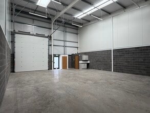 19 Cherry Farm Close, Malton for lease Interior Photo- Image 2 of 3