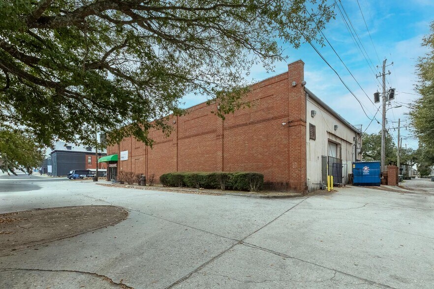 1215 Price St, Savannah, GA à vendre - Photo du bâtiment - Image 2 de 6