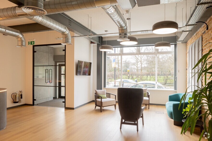 26-28 Paddenswick Rd, Londres à louer - Hall d’entrée - Image 3 de 17