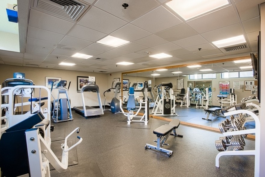 476 Holiday Dr, Rutland, VT à vendre - Photo intérieure - Image 3 de 4