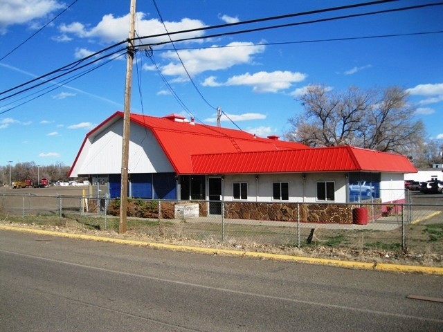 2210 Valley Dr E, Miles City, MT à vendre - Photo principale - Image 1 de 11