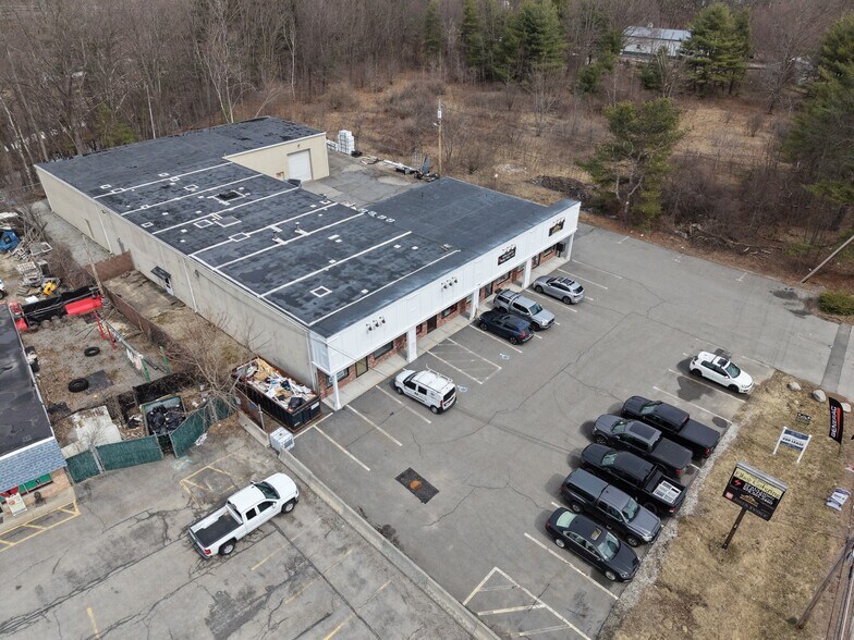 671 Great Rd, Littleton, MA à vendre - Photo du bâtiment - Image 2 de 7
