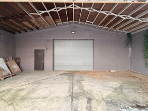 275 Lincoln Blvd, Middlesex, NJ à louer Photo intérieure- Image 2 de 5