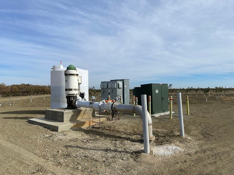 Nwc Of W Lassen & Davis Avenues, Helm, CA for sale - Building Photo - Image 2 of 11