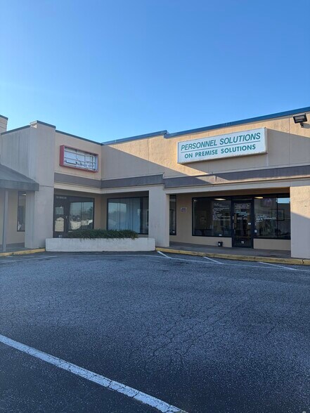 1564 Asheville Hwy, Spartanburg, SC à louer - Photo du bâtiment - Image 2 de 3