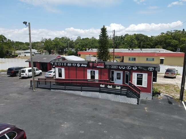 More details for 4501 49th St N, Saint Petersburg, FL - Retail for Lease