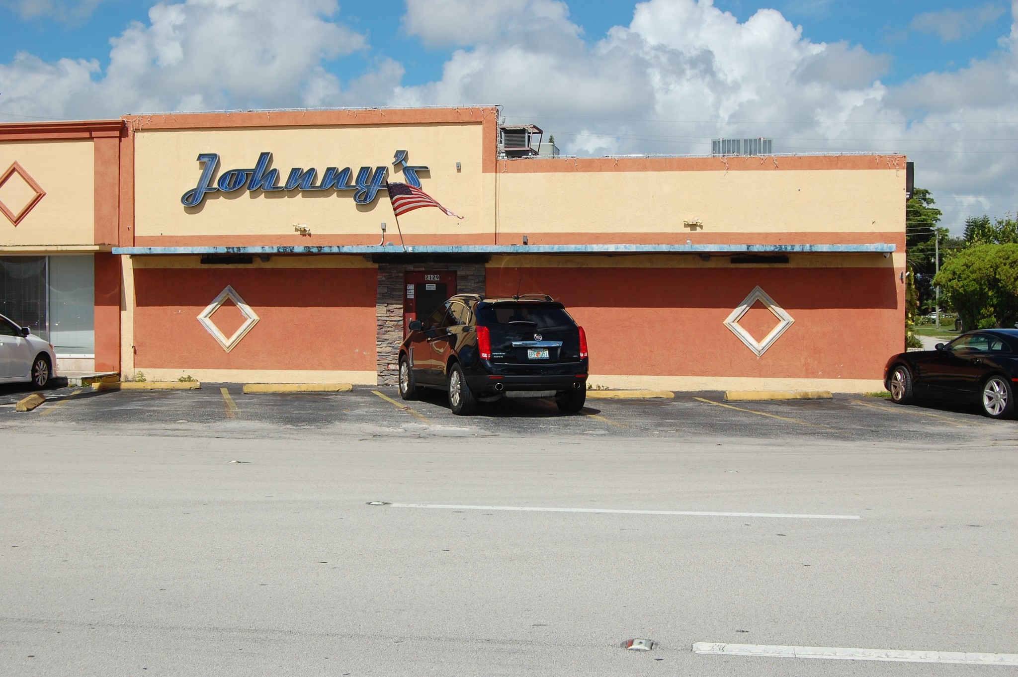 2120 N Dixie Hwy, Hollywood, FL for sale Building Photo- Image 1 of 1