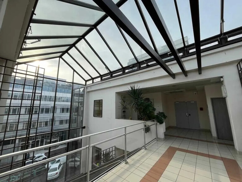 79-91 Rue Pierre Sémard, Châtillon for lease - Building Photo - Image 2 of 9