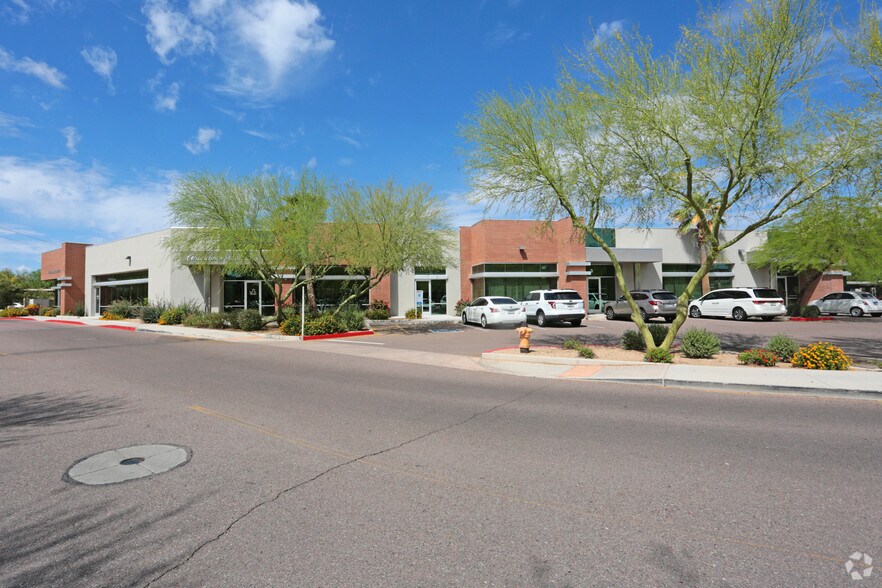 5590 W Chandler Blvd, Chandler, AZ for sale - Building Photo - Image 2 of 6