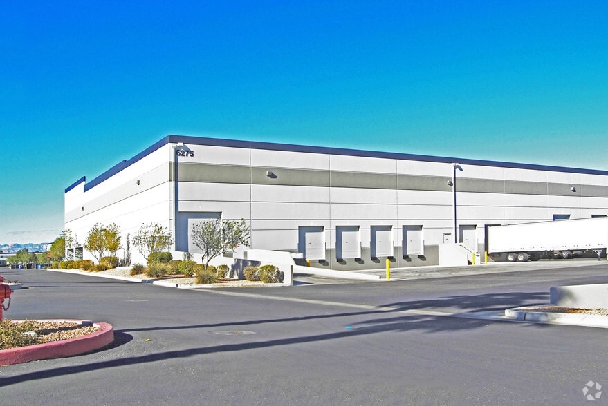6275 S Sandhill Rd, Las Vegas, NV for lease - Building Photo - Image 3 of 6