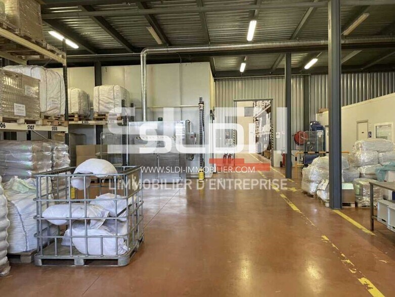 Flex in Lozanne for lease - Building Photo - Image 2 of 7
