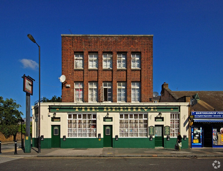 21 Bartholomew St, London for lease - Building Photo - Image 2 of 5