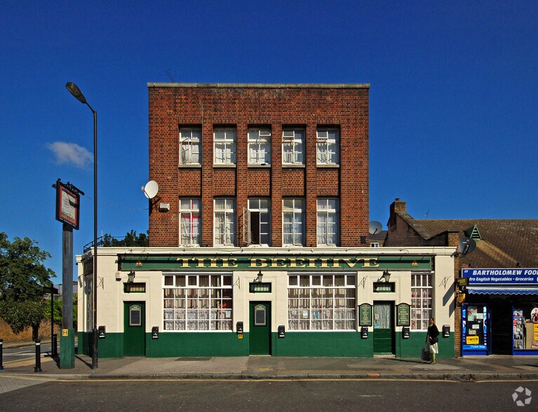 21 Bartholomew St, Londres à louer - Photo du bâtiment - Image 2 de 5