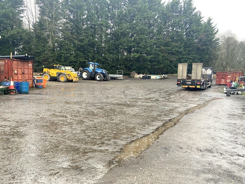 Whalley Rd, Langho à louer - Photo du bâtiment - Image 2 de 3