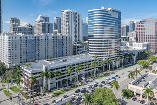 Plus de détails pour 500 E Broward Blvd, Fort Lauderdale, FL - Commerce de détail à louer