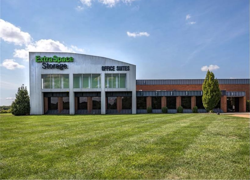 10 Strecker Rd, Ellisville, MO for lease - Primary Photo - Image 1 of 13