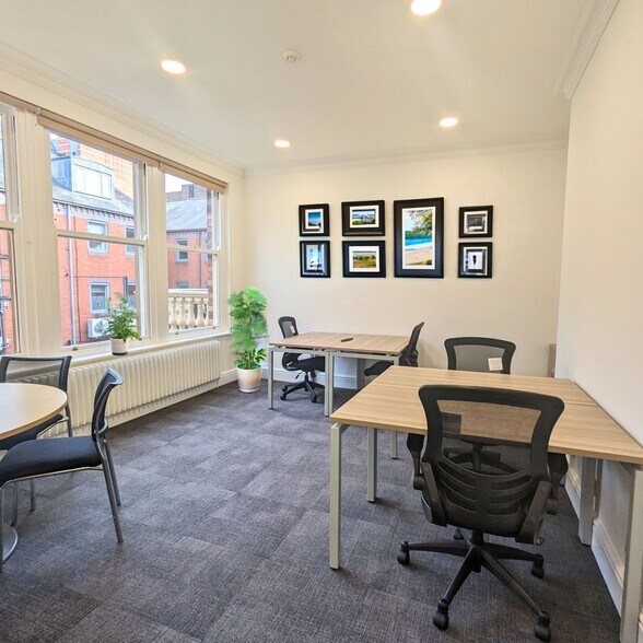 9 Park Sq E, Leeds à louer - Photo du bâtiment - Image 2 de 14