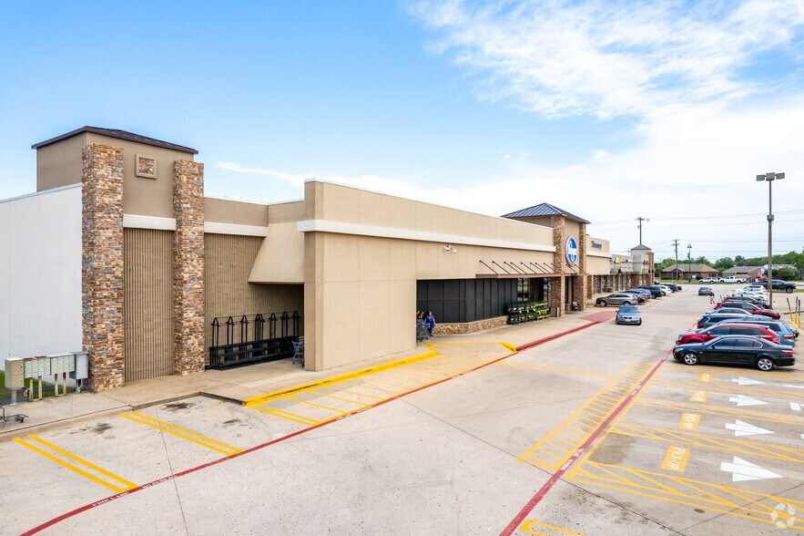 6805 Main St, The Colony, TX for lease - Building Photo - Image 2 of 10