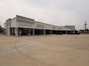 1380 Texas Pky, Stafford, TX for lease Interior Photo- Image 1 of 7