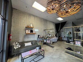 Jefferson Ave, Murrieta, CA for lease Interior Photo- Image 2 of 4