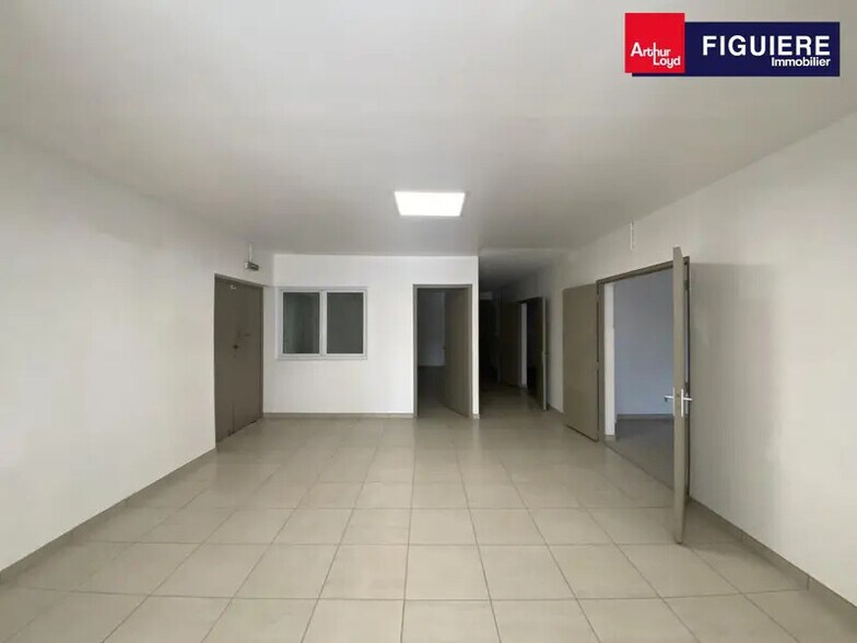 18 Boulevard Felix De Kerimel, Saint-Victoret à louer - Photo intérieure - Image 3 de 20