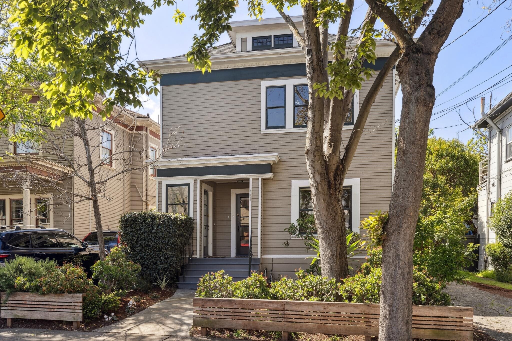 449 37th St, Oakland, CA à vendre Photo du bâtiment- Image 1 de 1