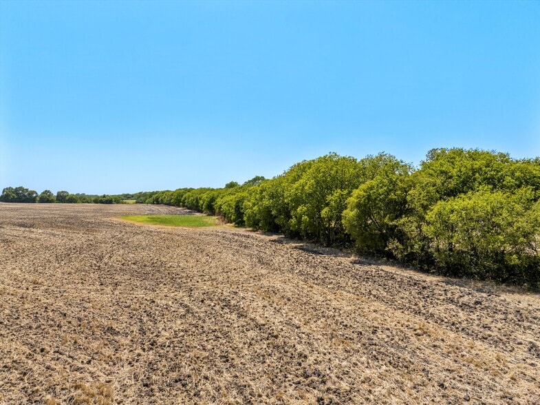 TBD +/- 12.5 Acres T M West Parkway West TX 76691, West, TX à vendre - Photo du bâtiment - Image 3 de 9