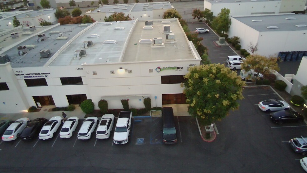 14808 Central Ave, Chino, CA à vendre - Photo du bâtiment - Image 2 de 10