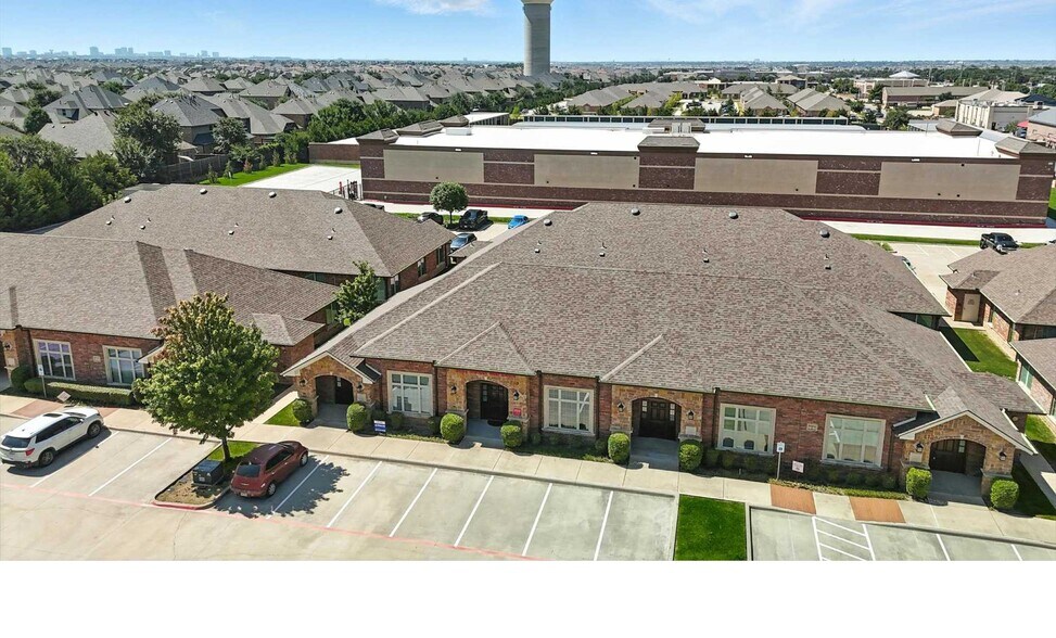 425 Old Newman Rd, Frisco, TX à vendre - Photo du bâtiment - Image 1 de 9
