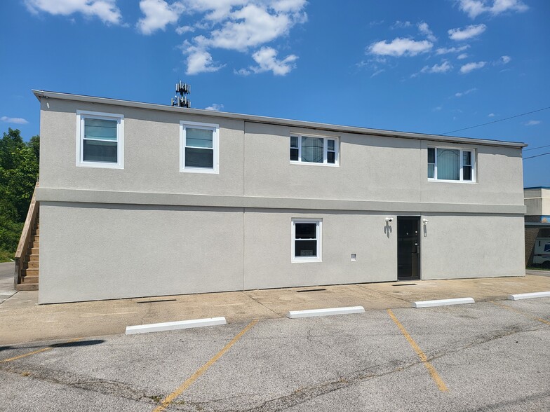 5308 Big Tyler Rd, Cross Lanes, WV for lease - Building Photo - Image 1 of 5