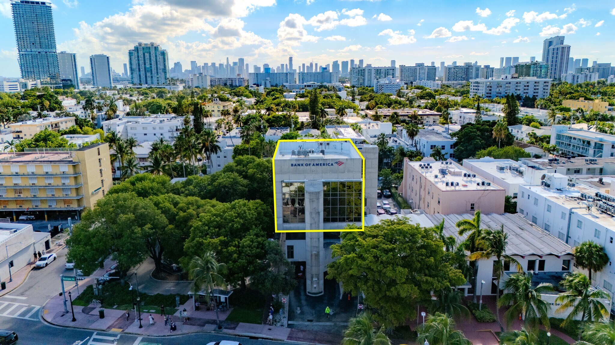 930 Washington Ave, Miami Beach, FL à louer Photo du bâtiment- Image 1 de 27