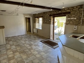 The Green, Chipping Norton for lease Interior Photo- Image 2 of 5