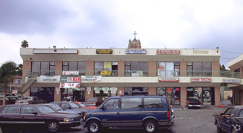 6051 Hollywood Blvd, Los Angeles, CA for lease - Building Photo - Image 2 of 17