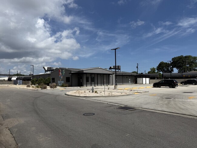 More details for 2935 Airline Dr, Metairie, LA - Retail for Sale