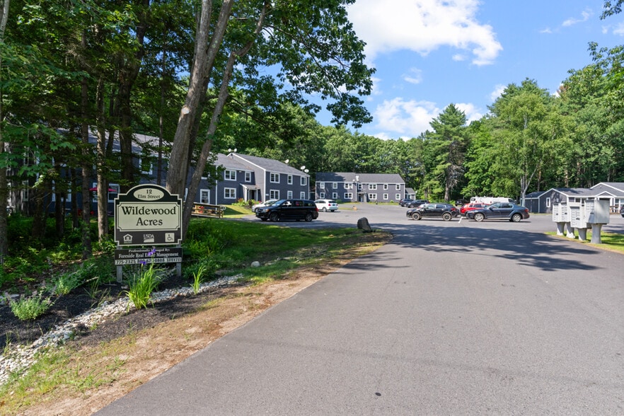 12 Elm St, Freeport, ME à vendre - Photo du bâtiment - Image 2 de 20