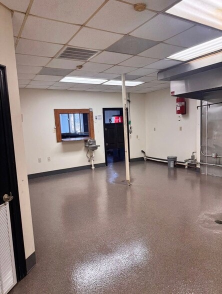 12371 US-90 Hwy, Luling, LA for lease - Interior Photo - Image 3 of 10