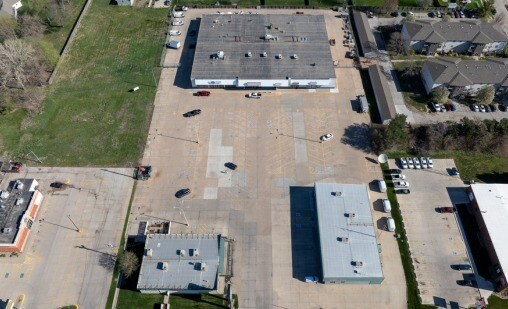 1682-1742 E 23rd Ave N, Fremont, NE à louer - Photo du bâtiment - Image 3 de 4