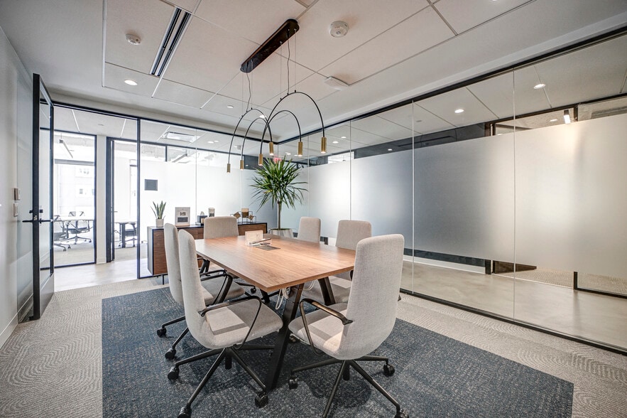 875 15th St NW, Washington, DC for lease - Interior Photo - Image 3 of 15