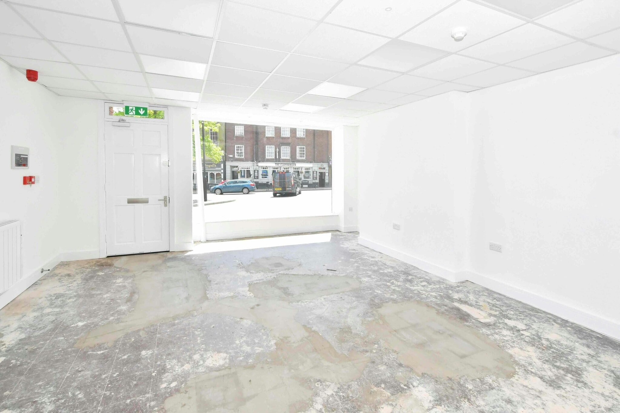 24 Market Pl, Stoke On Trent for lease Interior Photo- Image 1 of 7