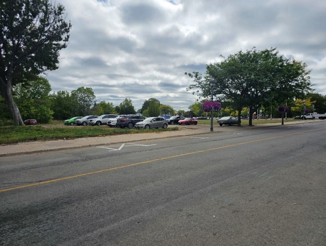 More details for 4624 Erie Av, Niagara Falls, ON - Land for Sale